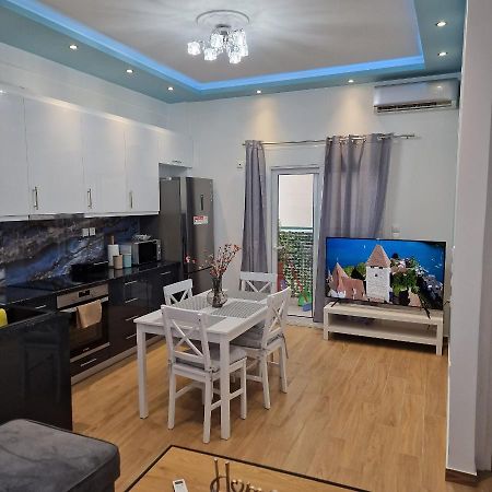 Luxury Apartment Kato Patissia Атина Екстериор снимка